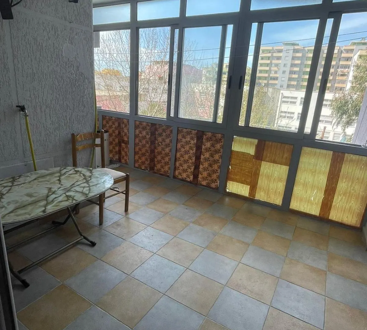 Ardian Gjuzi Apartment Durres